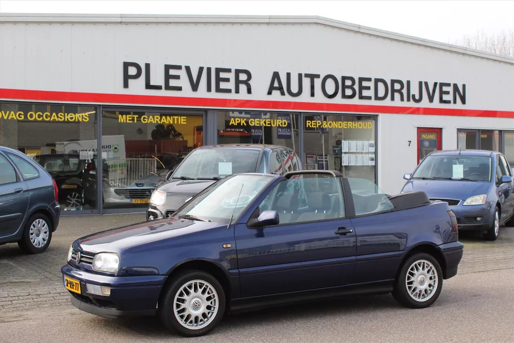 VOLKSWAGEN Golf 1.8 CABRIOLET 55KW Milestone