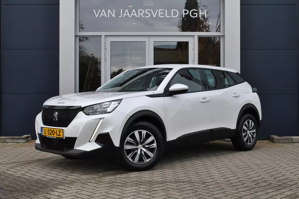 PEUGEOT 2008 Active 1.2 Puretech 100pk Navi