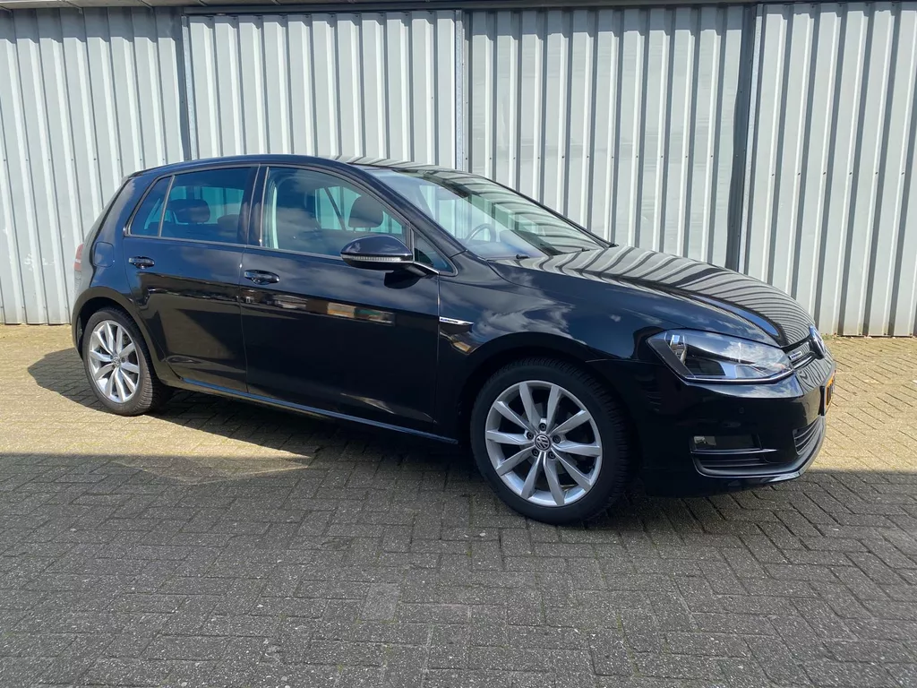 Volkswagen Golf 1.0 TSI 85KW 5D 11/2016