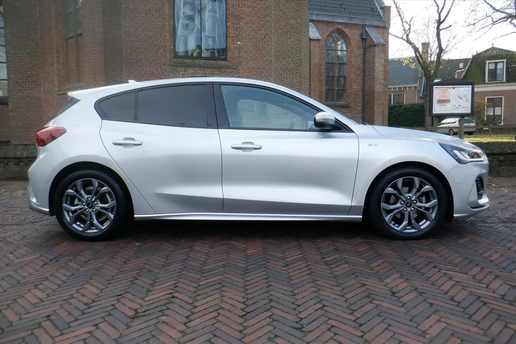 Ford Focus 1.0 EcoBoost Hybrid 125pk ST-Line- AUTOMAAT