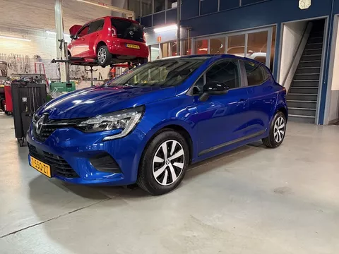 RENAULT Clio 1.0 TCe 90pk GPF Equilibre | Apple carplay / Android auto | Airco | Bluetooth | Cruise control | NAP | Rijklaar prijs!