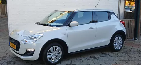 SUZUKI Swift 1.2 5drs select airco/camera/lmv/gt body kit