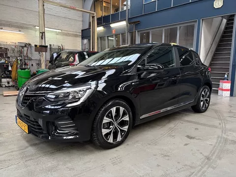 Renault Clio 1.0 TCe 90pk GPF Evolution | Apple carplay / Android auto | Navigatie | Airco | Lm velgen | Cruise control | All season banden | NAP | Rijklaar prijs!