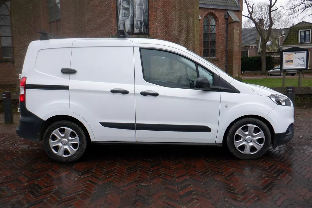 Ford Transit Courier GB 1.5 TDCi Duratorq 75pk Ambiente
