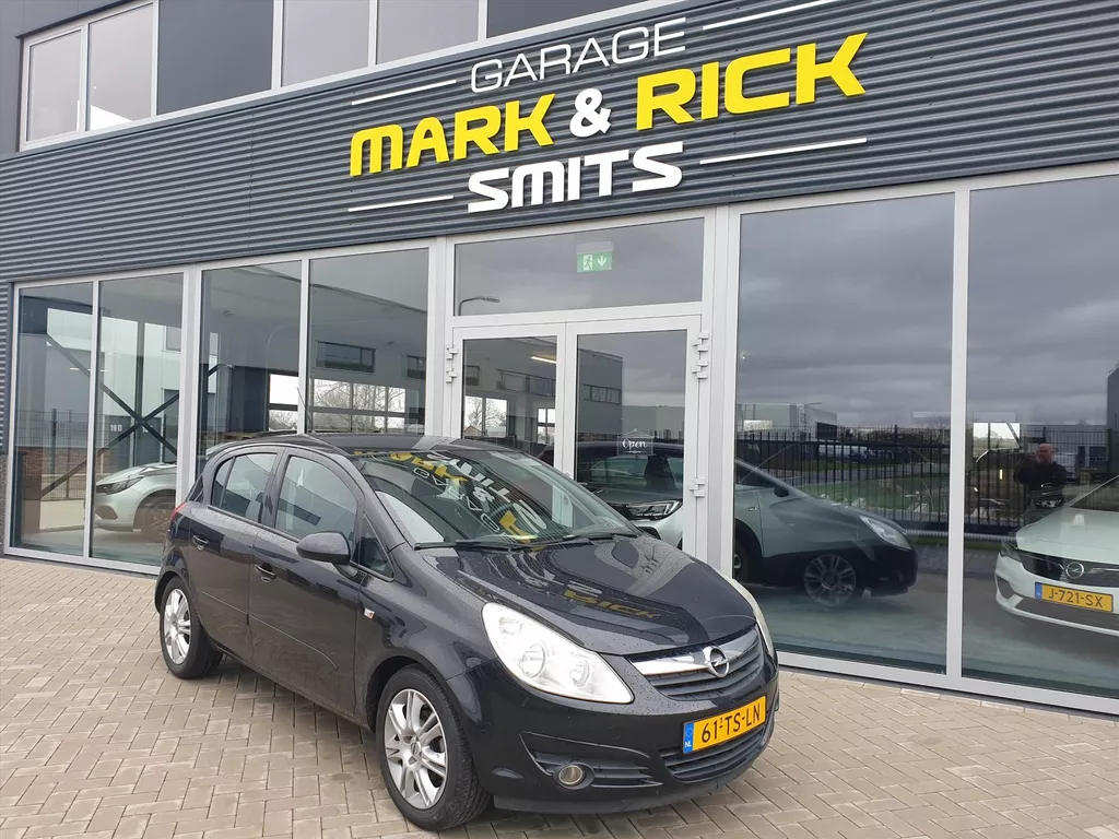 OPEL Corsa 1.2 16V 5D WR Business