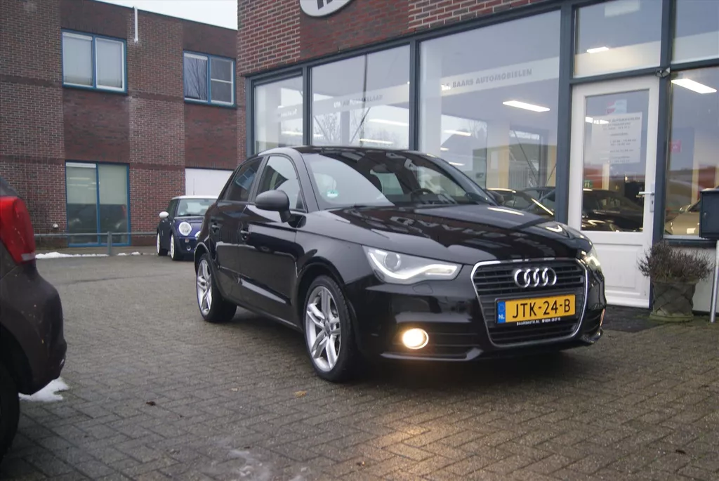 AUDI A1 1.2 TFSI 86pk Ambition sline