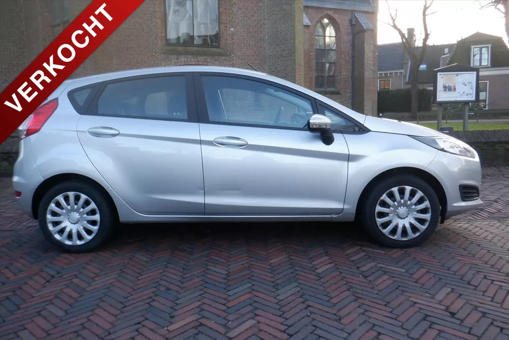 Ford Fiesta 1.0 80PK 5D S/S Style  EERSTE EIGENAAR 35.000 KM !!