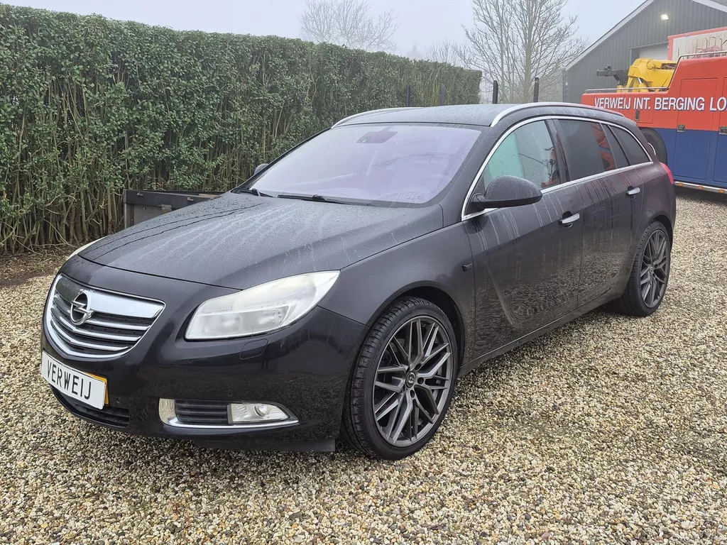 OPEL Insignia 2.0 TURBO Sport Tourer Executive | Carplay | Android auto | PDC | Cruise | Trekhaak