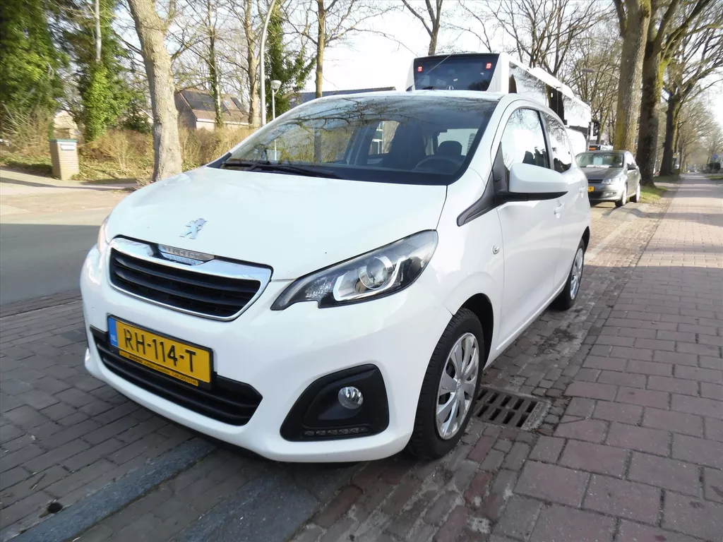 PEUGEOT 108 1.0 e-VTi 68pk 5D Blue Lease