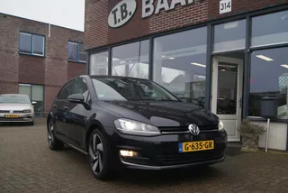 VOLKSWAGEN Golf 1.4 TSI 125pk 5D Highline panorama Xenon