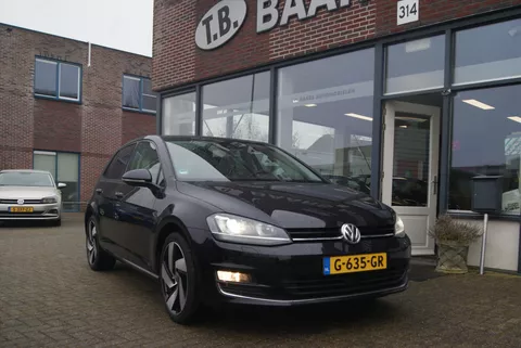 VOLKSWAGEN Golf 1.4 TSI 125pk 5D Highline panorama Xenon