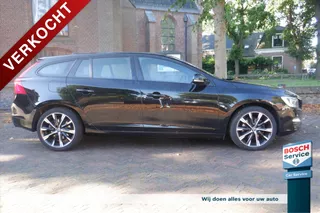 Volvo V60 T3 152pk Summum