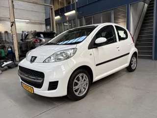 Peugeot 107 1.0 12V 68PK 5D XS | Airco | LM velgen | Elektr. Ramen | NAP | Rijklaar prijs!
