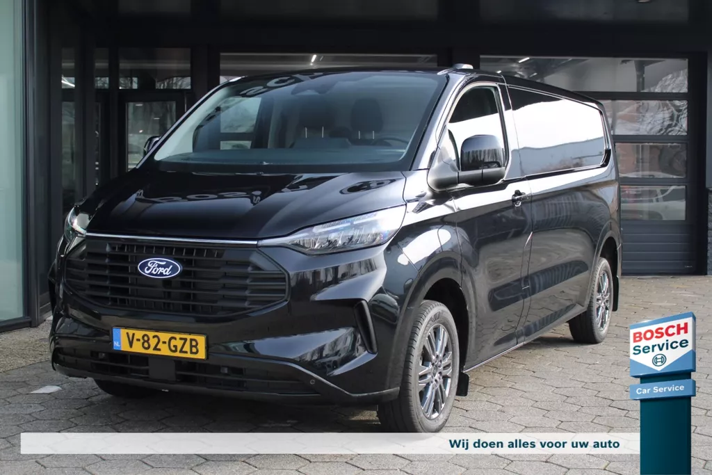 FORD Transit Custom GB 2.0 136pk L2H1 300 Limited / Navigatie / 17 Inch LM Velgen / Achteruitrijcamera / PDC
