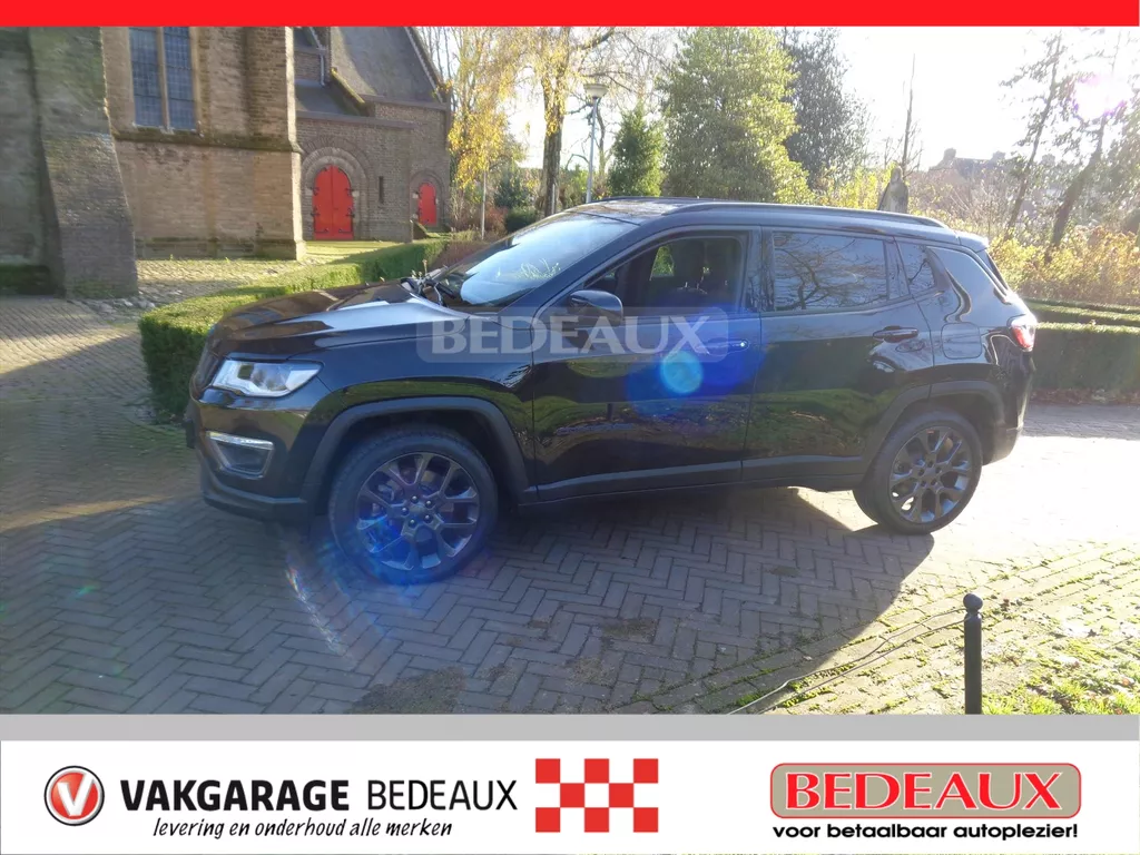 JEEP Compass 1.3T 4XE 240pk EAWD Aut S *plug-inn* bij Vakgarage®