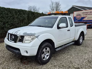 NISSAN Navara 2.5 DCI DOUBLE CAB VAN 4WD | PRIJS BIEDEN! | Motor Kapot! | Clima | Trekhaak