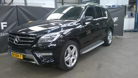 Mercedes M-Klasse 350 BlueTEC 258PK 7G-TRONIC PLUS 4MATIC Edition 1