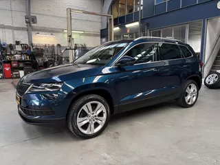 SKODA Karoq 1.5 TSI ACT Greentech 150pk DSG-7 Style Business | Apple carplay / Android auto | Trekhaak | Navigatie | Camera | Cruise control | Rijklaar prijs!