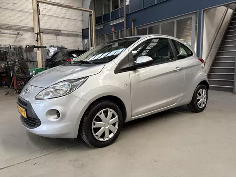 FORD Ka 1.2 69pk Style | Airco | Parkeersensoren | Elektrische ramen | NAP | Rijklaar prijs!