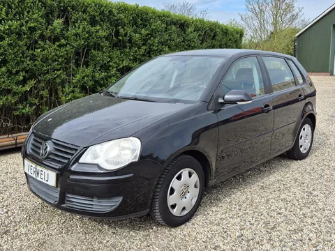 VOLKSWAGEN Polo 1.4 16V 5DRS Comfortline | Airco | Cruise | Elek. Pakket. | CV | Winterset