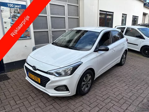 HYUNDAI I20 1.2i 84PK 5D CARPLAY STOEL VERWARMING