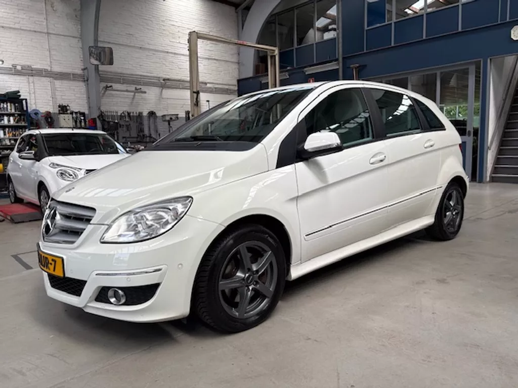 Mercedes B-Klasse 2.0 CDI B180 5DRS CVT
