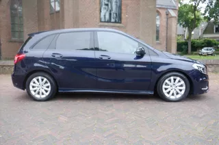 Mercedes B-Klasse  B180  AMG  PAN.DAK - 39.000 KM - NEDERL.AUTO - BOVAG