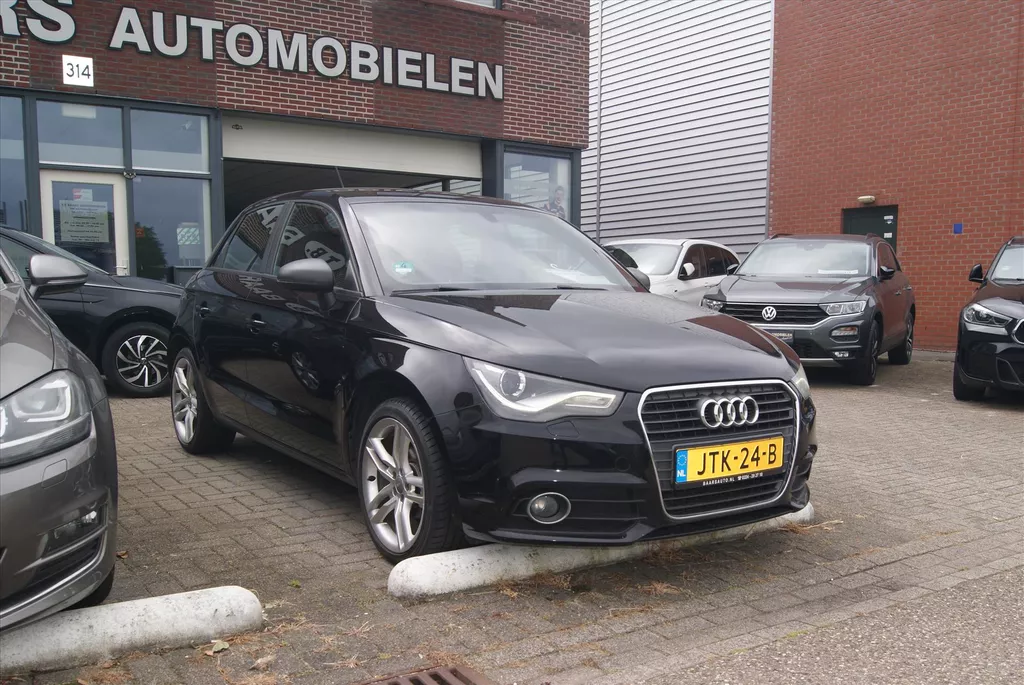 Audi A1 1.2 TFSI 86pk Ambition sline