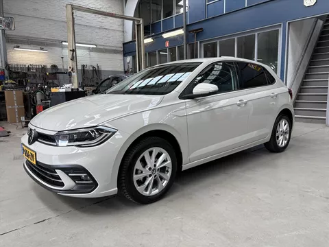 Volkswagen Polo 1.0 TSI 95pk Style | Apple carplay /Android auto | Navigatie | Pdc V+A | Cruise control | Climate control | All season banden | NAP | Rijklaar prijs!
