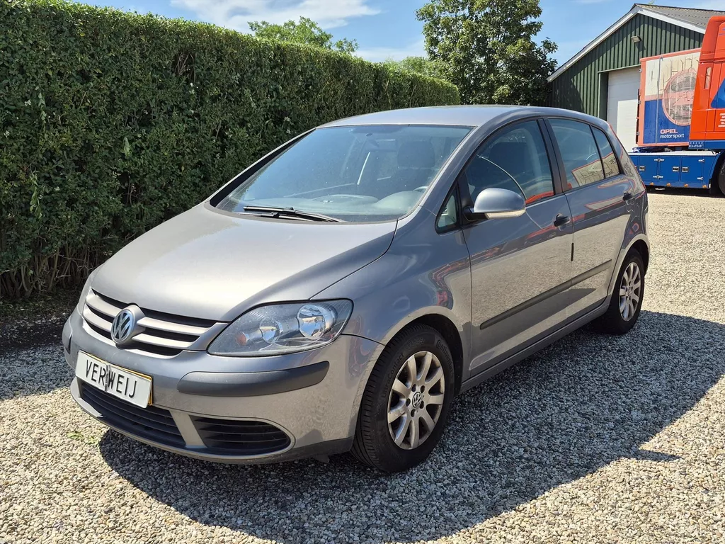 VOLKSWAGEN Golf Plus 1.6 FSI Comfortline | Clima | Cruise | LM Velgen | Trekhaak