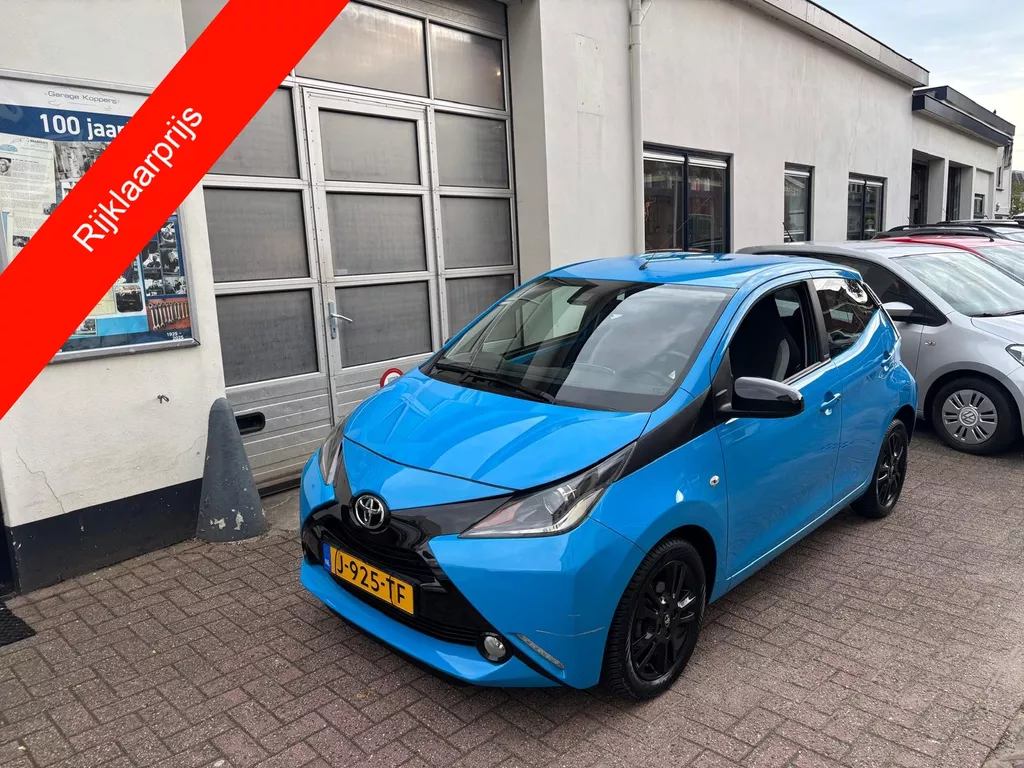 TOYOTA Aygo 1.0 VVT-i 69pk 5D x-sport