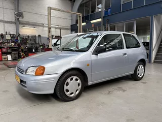 TOYOTA Starlet 1.3 16V AUTOMAAT | Pioneer radio | Nieuwe APK | NAP | Rijklaar prijs!