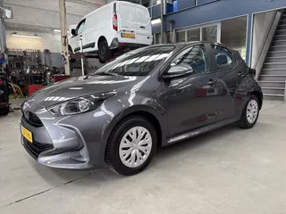 Toyota Yaris 1.5 Hybrid 116pk CVT Active | Apple carplay/ Android auto | Camera | Airco | Cruise control | NAP | Rijklaar prijs!