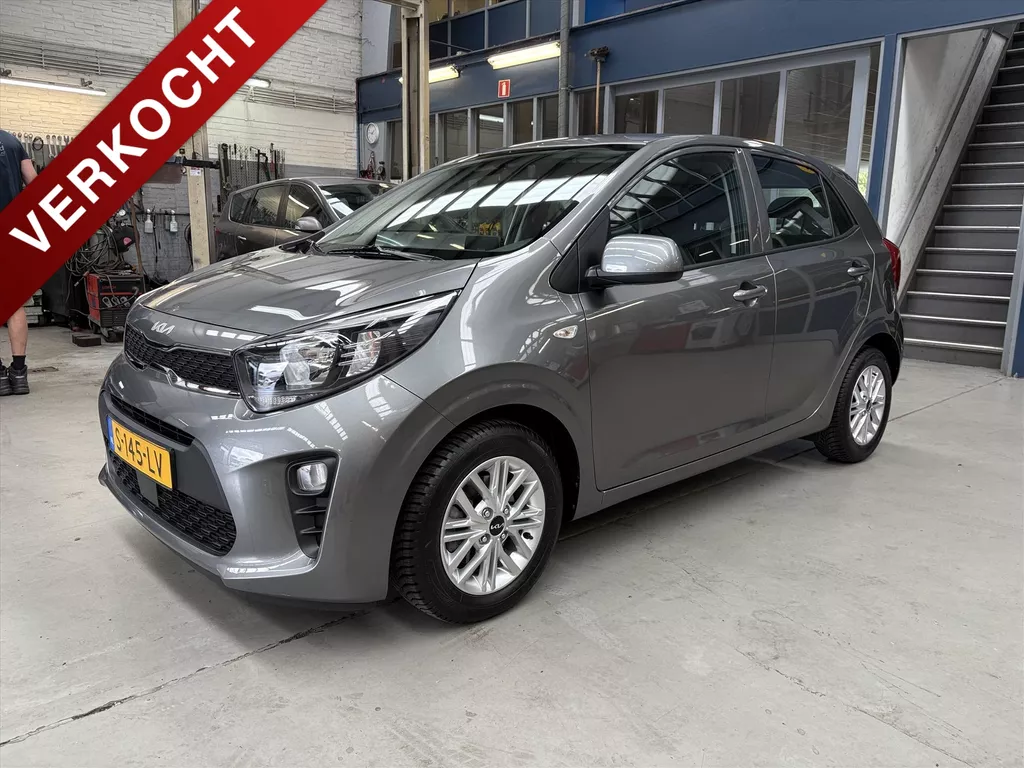 KIA Picanto 1.0 DPi 67pk 4-zits DynamicLine  | Apple carplay / Android auto | Camera | Cruise control | All season banden | NAP | Rijklaar prijs!