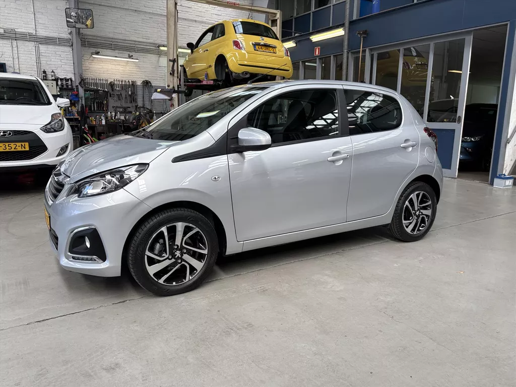 Peugeot 108 1.0 e-VTi 72pk 5D Allure | Apple carplay/ Android auto | Airco | Lm velgen | Bluetooth | NAP | Rijklaar prijs!