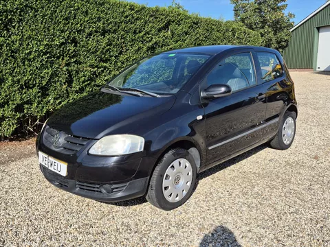 VOLKSWAGEN Fox 1.4 Trendline | Airco | CV | Elek. Ramen