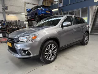 MITSUBISHI Asx 1.6 MIVEC ClearTec 117pk Connect Pro+ | *37.149 KM* | Camera | Half leder- Alcantara bekleding | Bluetooth |  Cruise control | NAP | Rijklaar prijs!