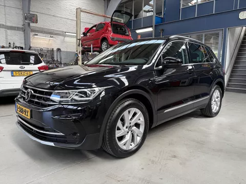 Volkswagen Tiguan 1.5 TSI 150pk DSG Elegance Apple carplay / Android auto | Virtual cockpit | Naviatie | Climate control | Stoelverwarming | NAP | Rijklaar prijs!