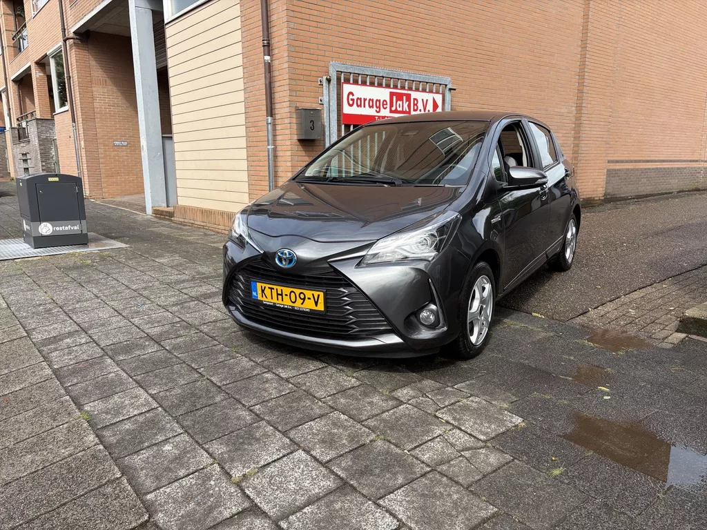 Toyota Yaris 1.5 Hybrid 100pk CVT