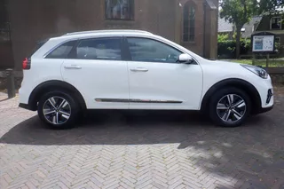 Kia Niro 1.6 GDi PHEV 141pk  Dynamic-72.000 LM