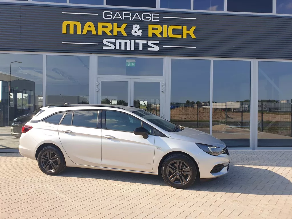 OPEL Astra Sports Tourer 1.2 Turbo 130pk Start/Stop Design&amp;Tech