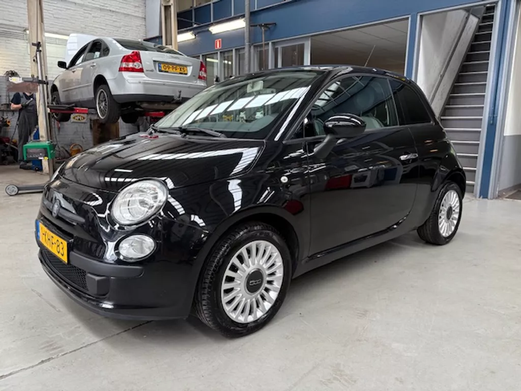 Fiat 500 1.2 Lounge | Airco | Lm velgen | Panoramadak | Rijklaar prijs!