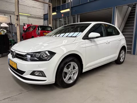 Volkswagen Polo 1.0 TSI 95pk Comfortline | Apple carplay / Android auto | Navigatie | Airco | Lm velgen | Cruise control | Parkeersensoren V+A | NAP | Rijklaar prijs!