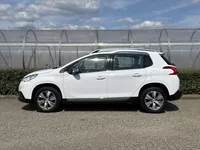 PEUGEOT 2008 SUV 1.2 PureTech 110pk EAT6 Allure *automaat* Foto