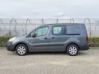 Peugeot Partner GB Full Electric 122 L2 67pk 3-zits Premium Foto