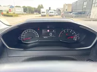 PEUGEOT 208 1.2 PureTech 100pk EAT8 Allure *automaat* Foto