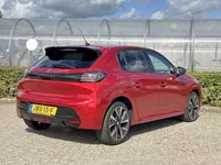 PEUGEOT 208 1.2 PureTech 100pk EAT8 Allure *automaat* Foto