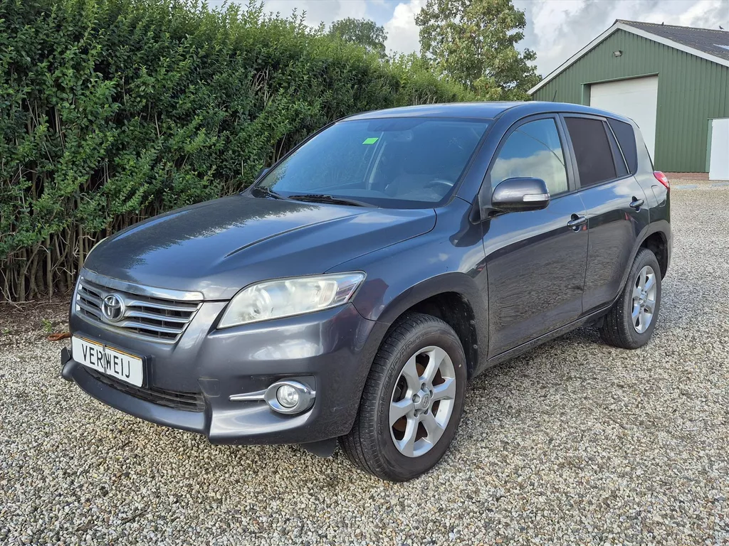 TOYOTA RAV4 2.2 D-4D-F VAN 4WD | Grijs kenteken | Verstuivers defect!! | Navi | Clima | Elek. Pakket.