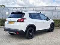 Peugeot 2008 SUV 1.2 PureTech 110pk EAT6 Allure *automaat* Foto