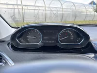 Peugeot 2008 SUV 1.2 PureTech 110pk EAT6 Allure *automaat* Foto